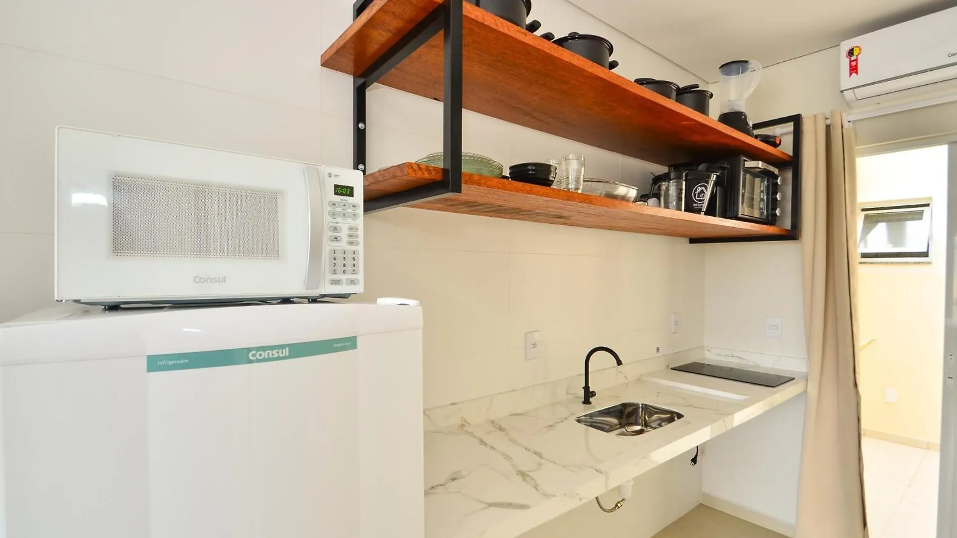 Apartamento InHome - Estúdio 02, conforto e aconchego no Campeche N1518 Florianópolis